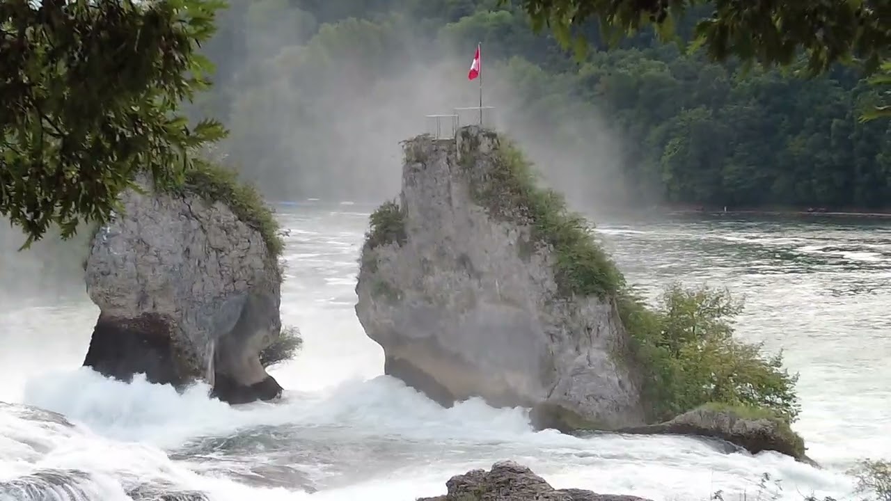 25 08 22 Rheinfall