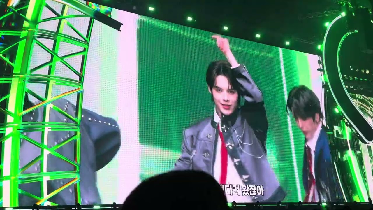 250112 SMTOWN Live SMTR25 Lucifer