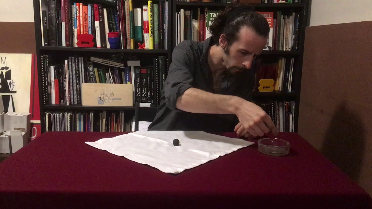 GIANCARLO SCALIA - SCARNE'S CLASSIC BALL ROUTINE