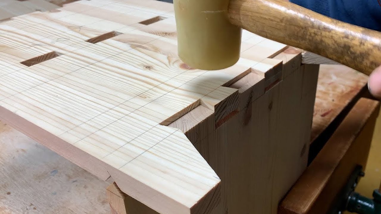 [Woodworking Project] Amazing Dovetail Joint Cabinet / Making A Dovetail, Mortise and Tenon Joint