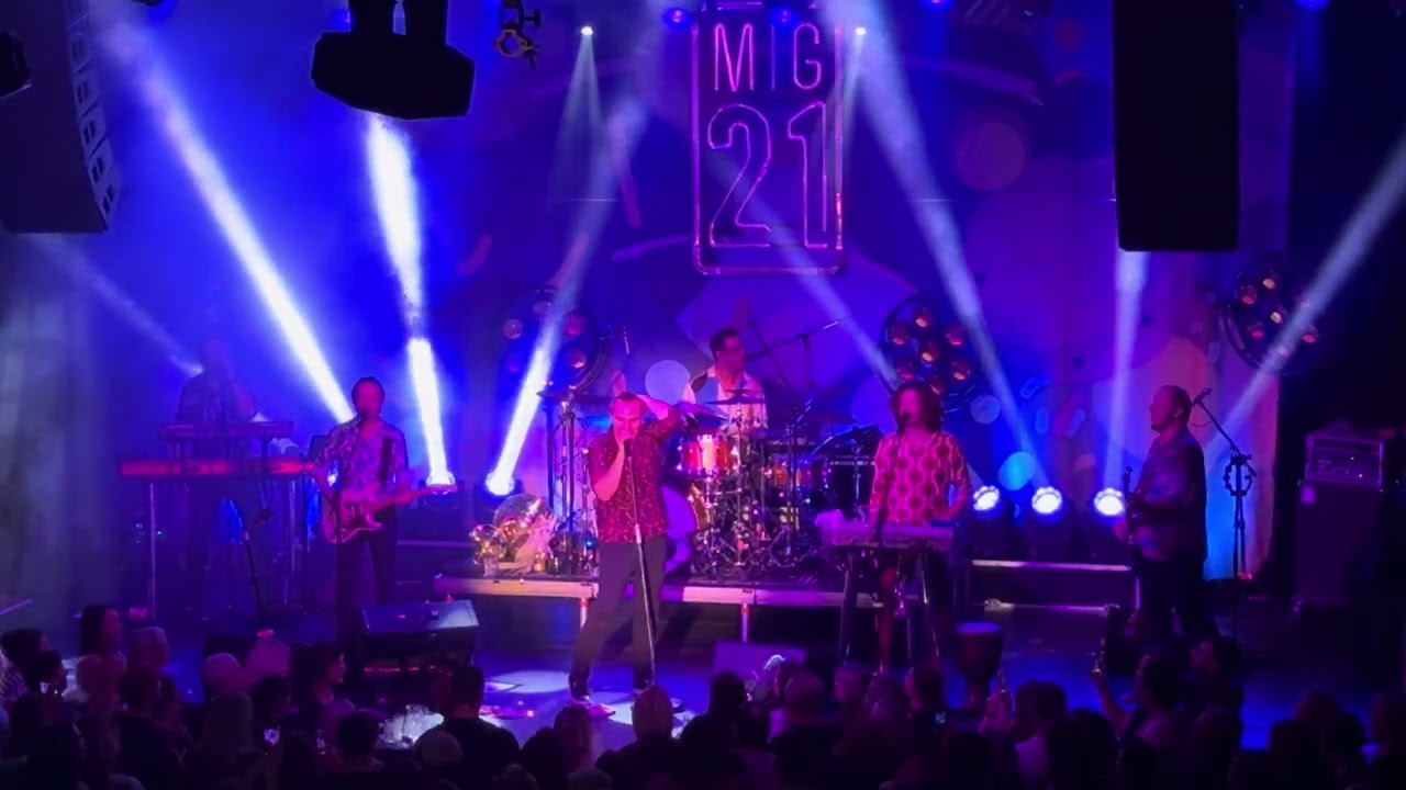 Mig 21 - Kalhotky si sundej live at Fléda 06/11/2025