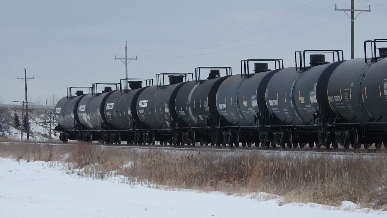 2/11/26 sb lsrc 1776 4201 nb lsrc 1776 6434 mixed freight willard road and clio bikepath