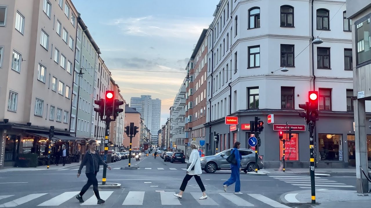 Driving in Stockholm. City streets from Enskede to Södermalm, listening to Swedish music
