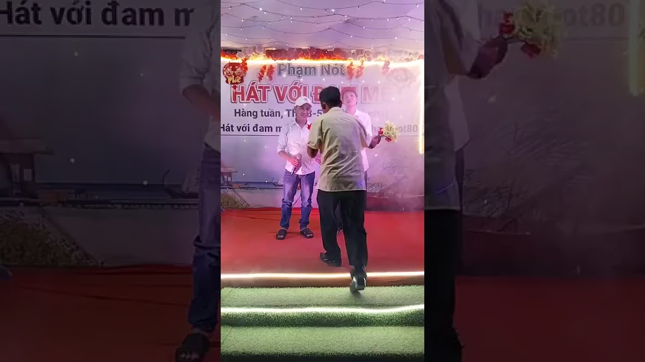 Lời tình viết vội. Quốc Việt song ca cùng với Tuấn Vũ 