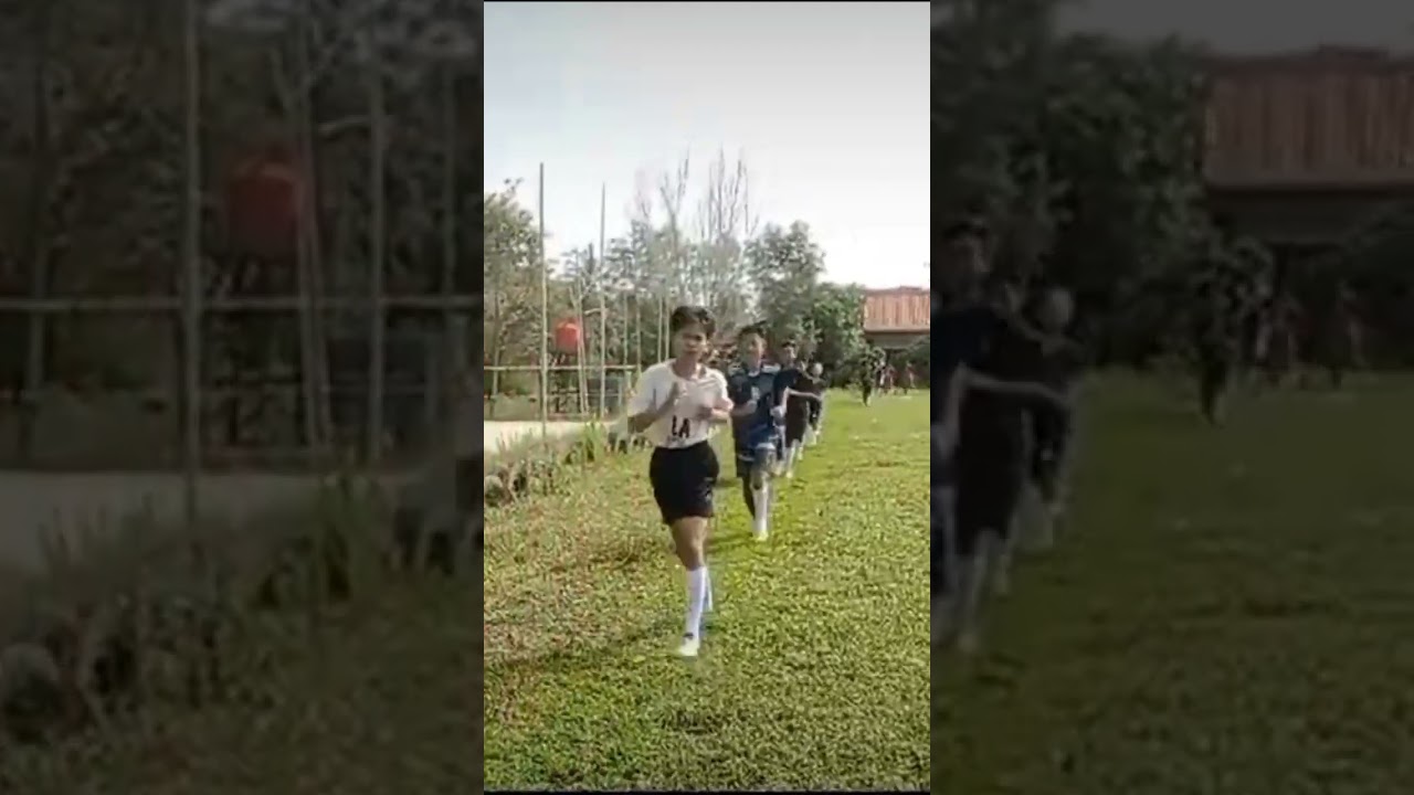 sleksi Soeratin