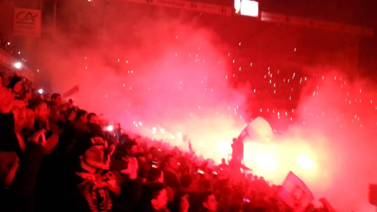 Bollaert fête les 20 ans des Red Tigers !