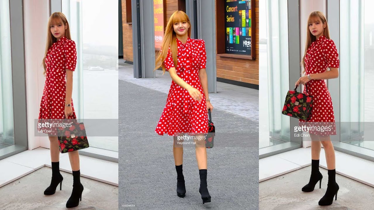 BLACKPINK Lisa Attends Michael Kors Fashion Show New York Fashion Week SS19