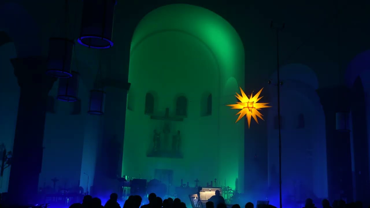 Organ. Percussion. Light. Electronics. Performance vom 14. 12. 2025 anlässlich 100 Jahre Feith-Orgel