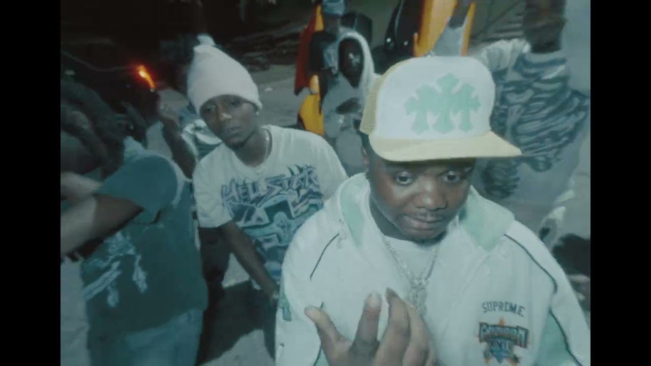 FBLCstar - Bigger @shotbyfursace