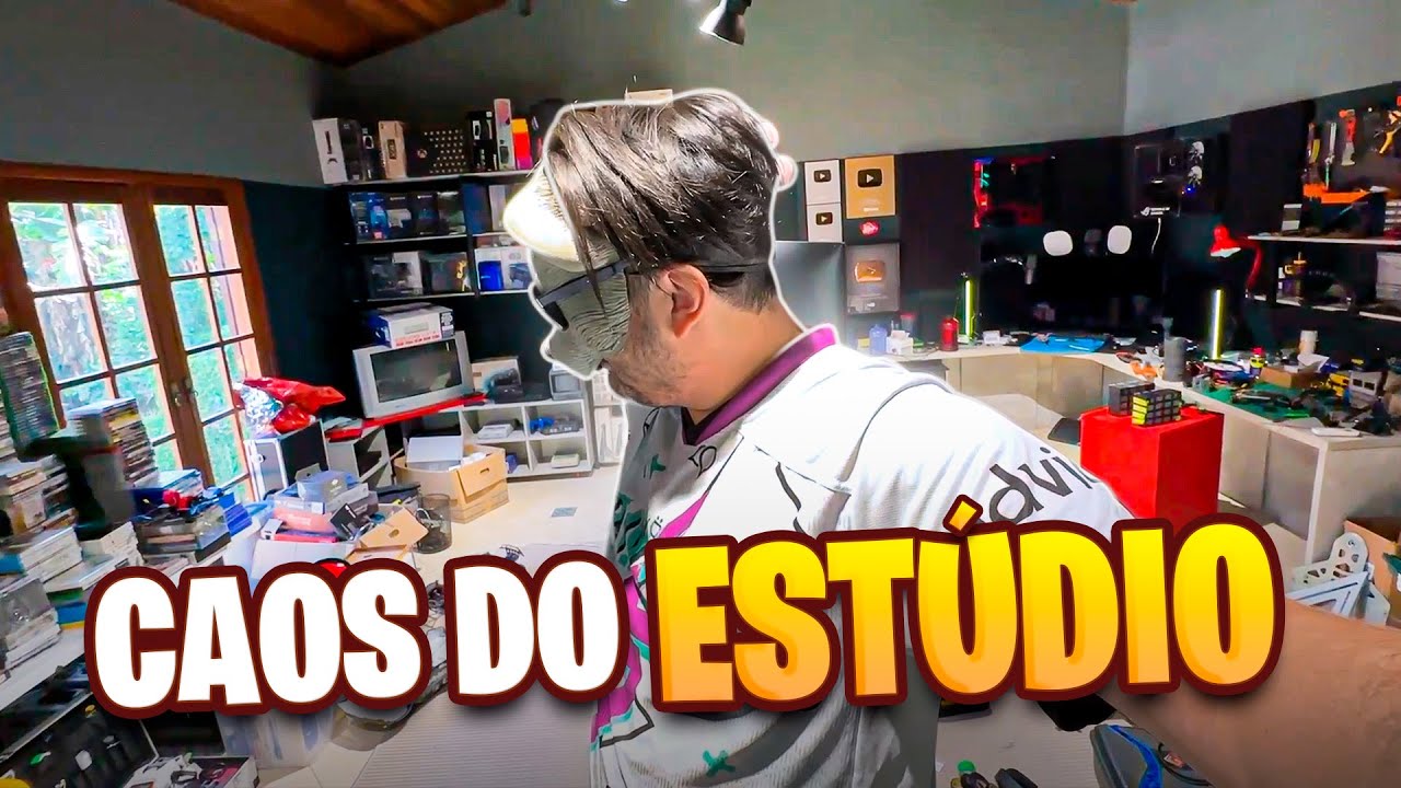VOLTEI A ARRUMAR O ESTÚDIO E FICOU AINDA MAIS CAÓTICO!