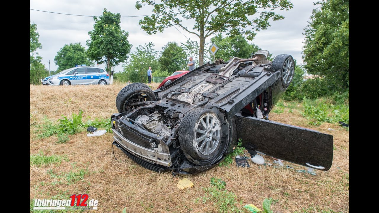 Junger Fahrer kommt bei Verkehrsunfall in Troistedt ums Leben
