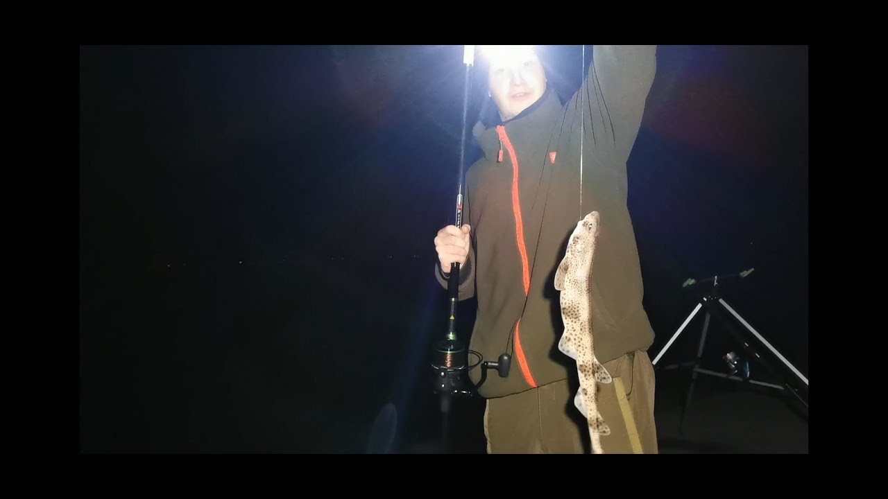 Sea Fishing at Five bar Gates Cleveleys, First ever video!!!