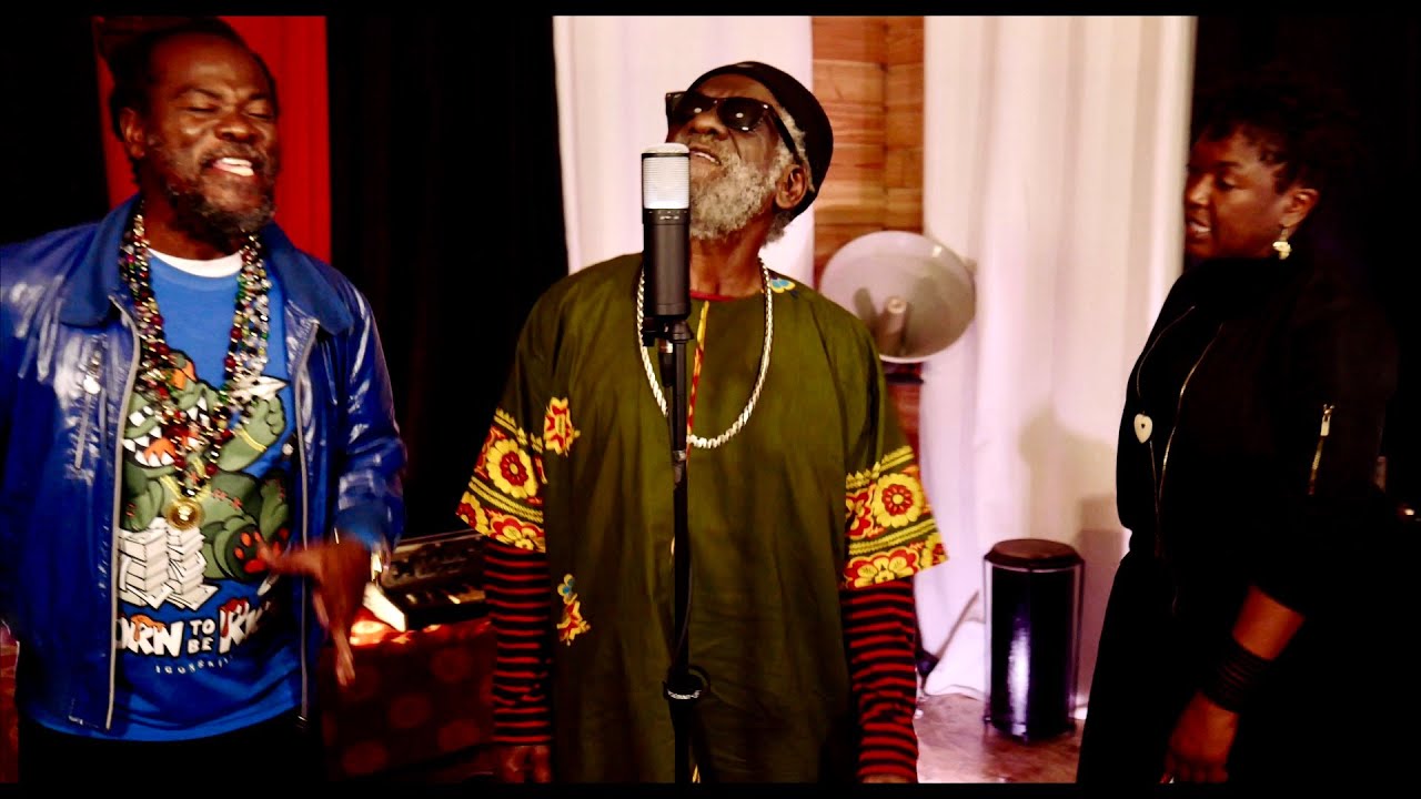 McAnuff Family & The Ligerians - Story Comes to Bump (Official Video)