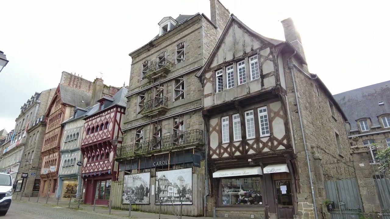 Walking Around Guingamp 22200, C&ocirc;tes d'Armor, Brittany, France 22nd September 2025 #4K