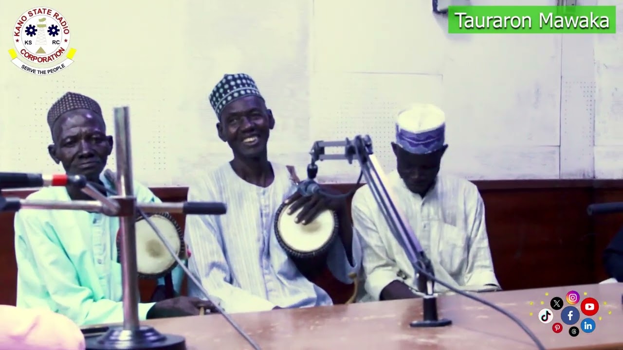 TAURARON MAWAKA: HIRA DA ALH. ADO TSOHO BALARE DAN MAWAKIN HAUSA, ALH. TSOHO BALARE.