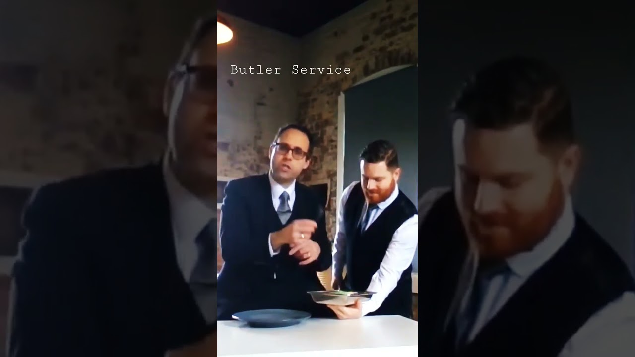 Демонстрация услуг дворецкого 🎩 #дворецкий #гостеприимство