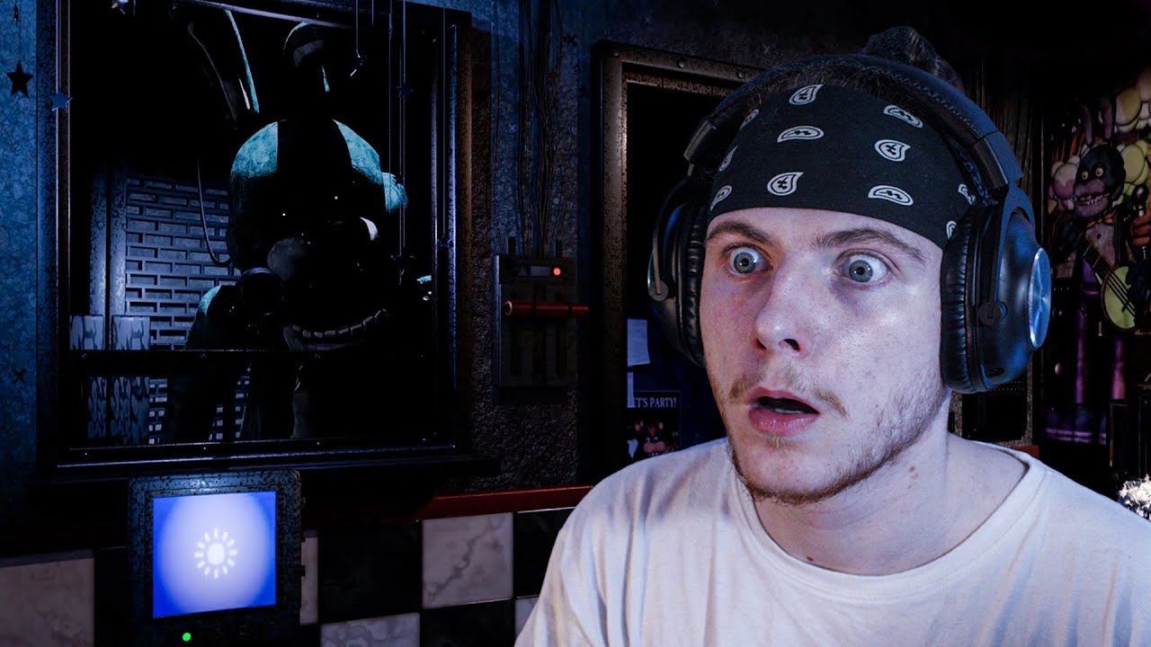 C'était Vraiment DUR...Mais J'ai Réussi à FINIR FNAF PLUS.
