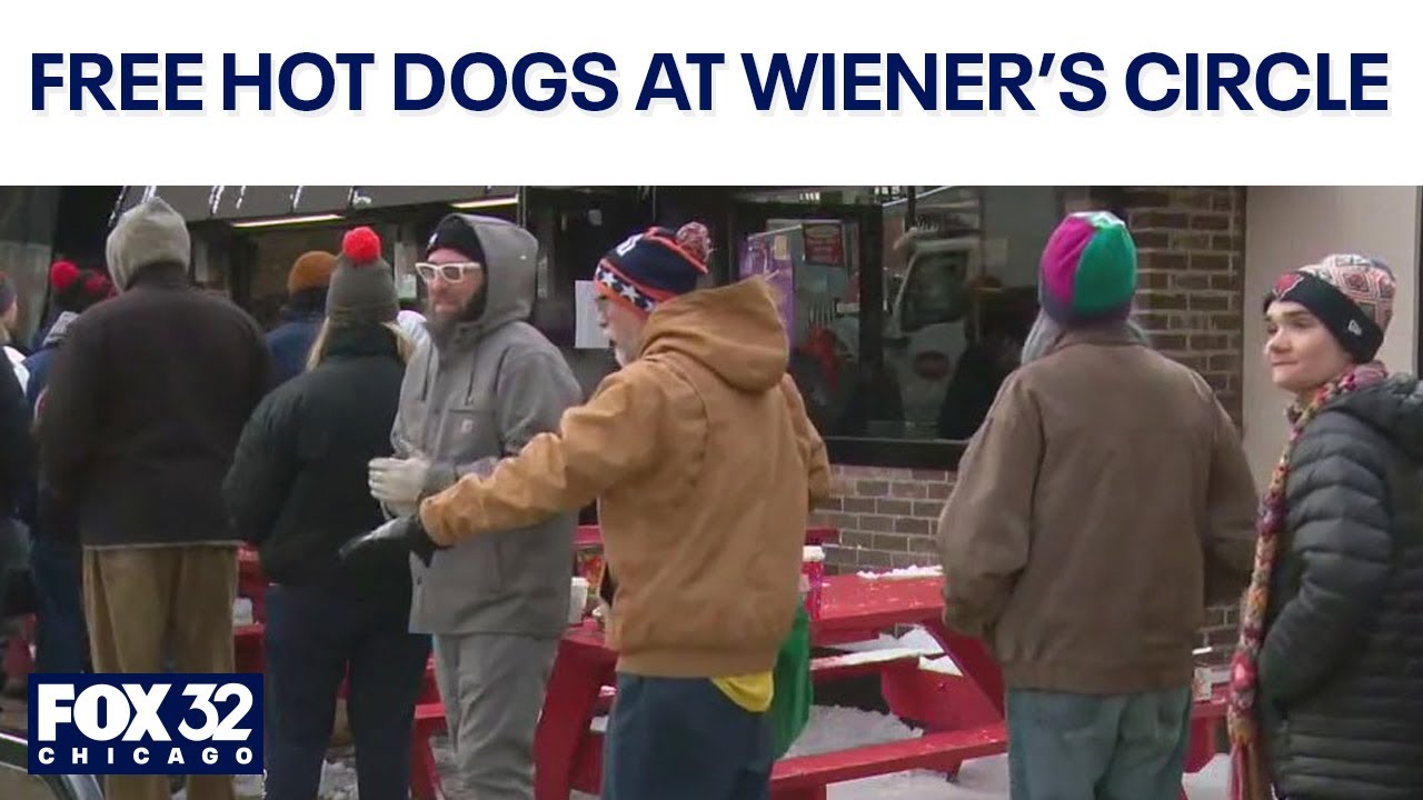 Chicagoans line up for free hot dogs thanks to Bears' coach Ben Johnson
