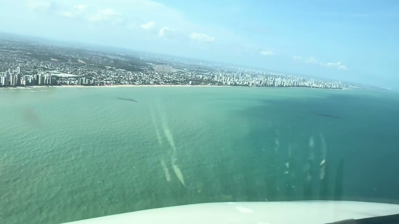 Chegando ao Recife | Pouso visto da cabine - cockpit view