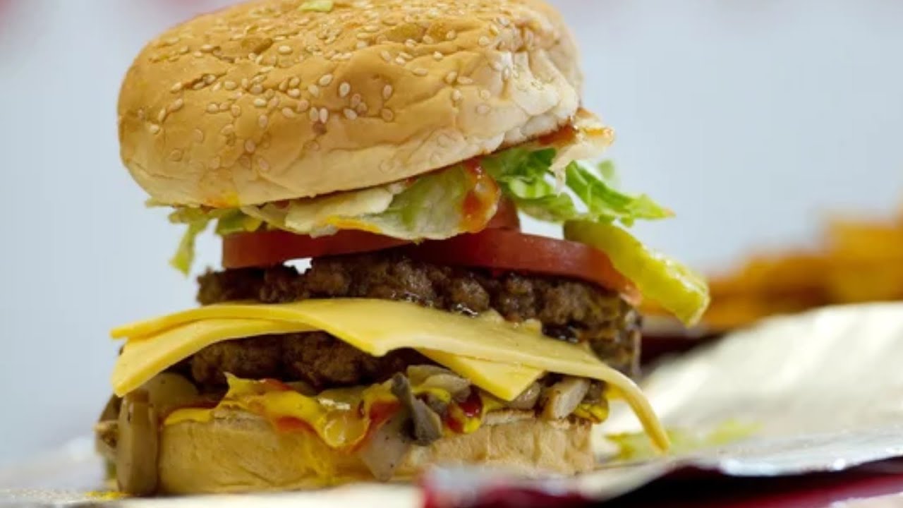 Мы наконец-то знаем, почему Five Guys такой дорогой