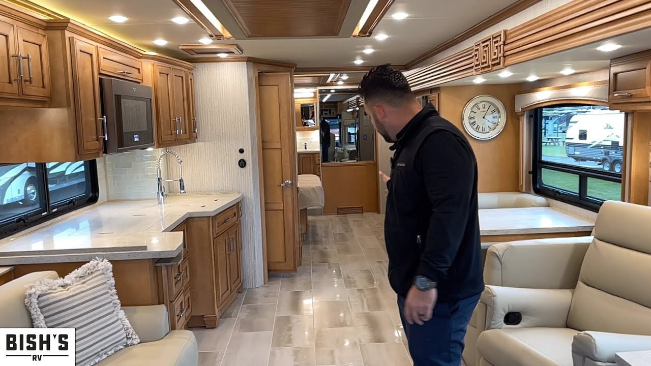 2022 Newmar Ventana 4037 Class A Diesel Motorhome • Bishs.com
