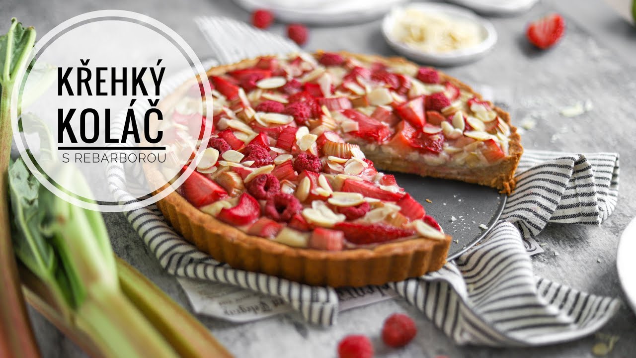 KŘEHKÝ KOLÁČ S PUDINKEM, OVOCEM A REBARBOROU | vegan recepty | MaruškaVEG