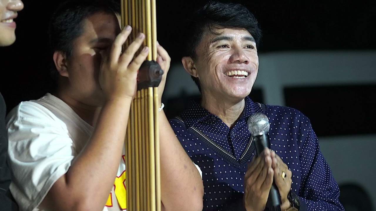 พี่เอ๋ พจนา ลำลา..ใส่แคน อ.แม็กกี้