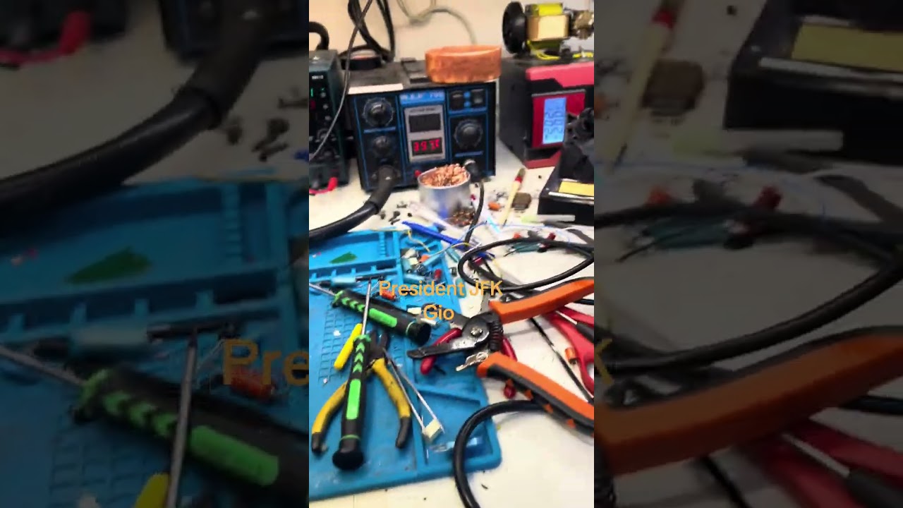 President JFK di Gio Modena