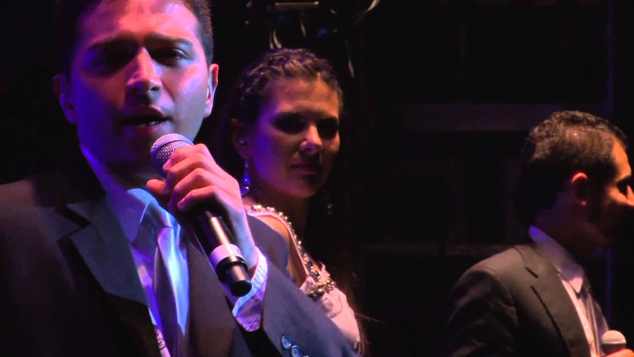 17 Todo al ganador Valeria Lynch