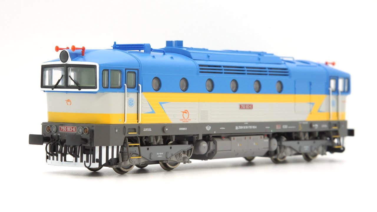 Modellbemutató: Roco ZSSK 750 183 / CD 754 046 