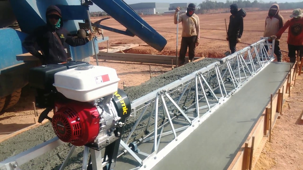 Vibratory Truss Screed EVERYDAY TS6 Honda GX270 In Action