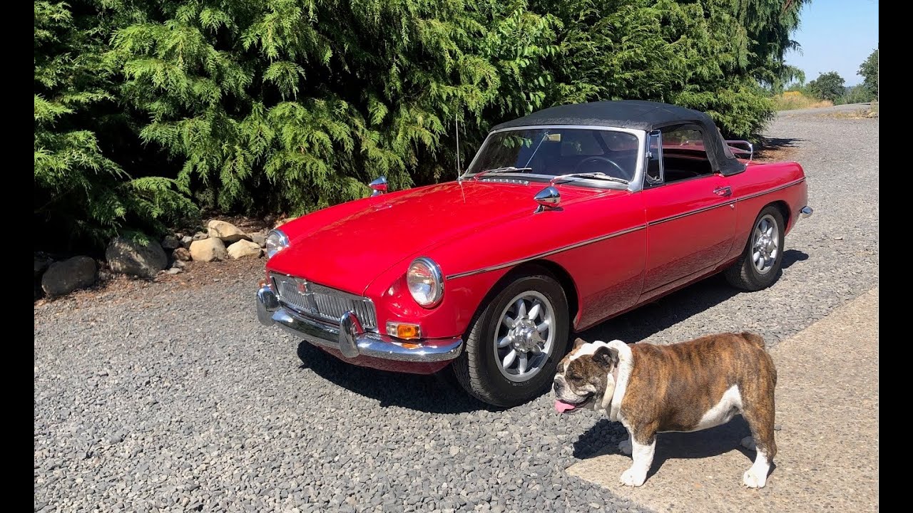 1966 MG MGB Roadster - DENWERKS