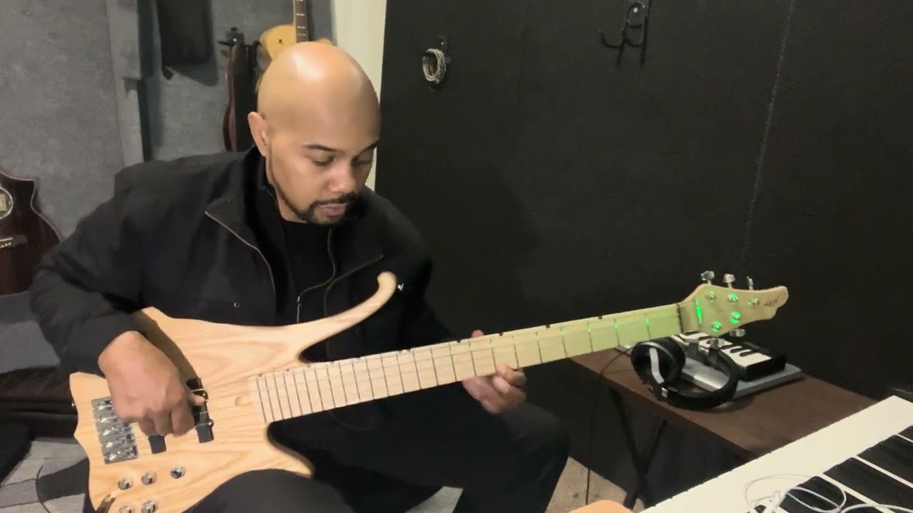 La’el 5 String Piccolo Bass Recording Test