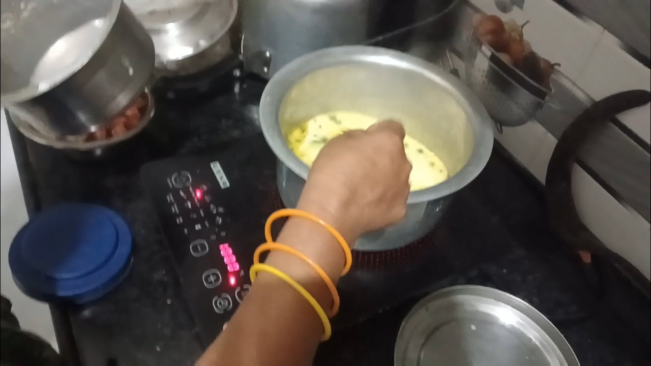 Dadi ji nai bnaya Aloo ka rasaa 🥔