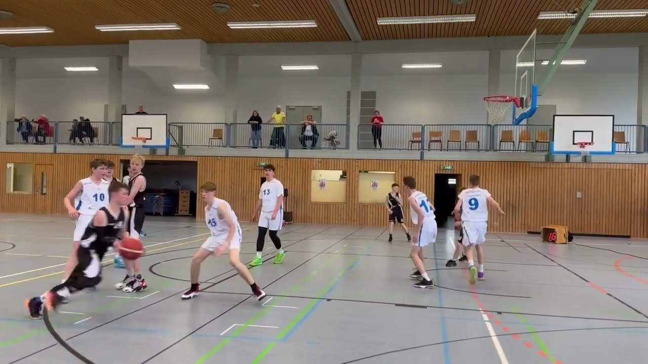 Westerländer Basketballer siegen überraschend bei Qualiturnier