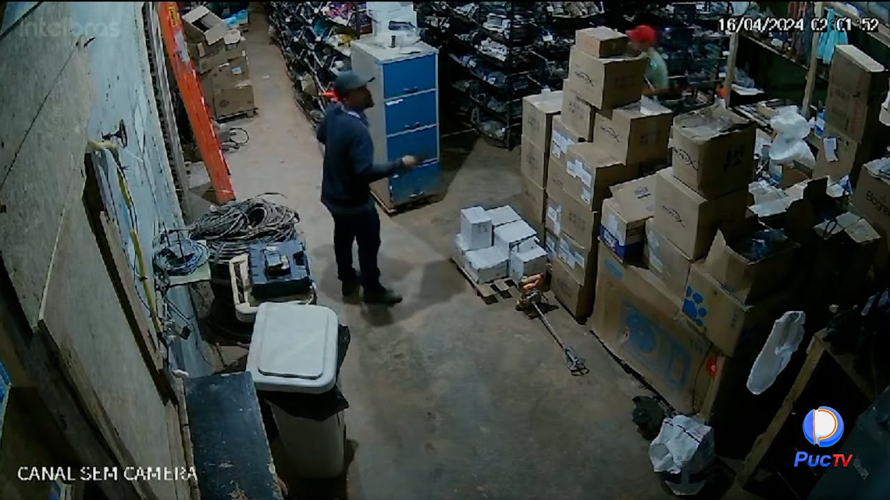 TR&Ecirc;S PESSOAS S&Atilde;O PRESAS ACUSADAS DE FURTOS EM OBRAS PREDIAIS