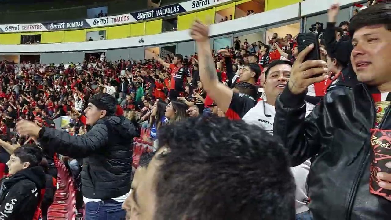 Atlas vs Puebla, jornada 1, clausura 2026. Afición en los ultimos minutos.