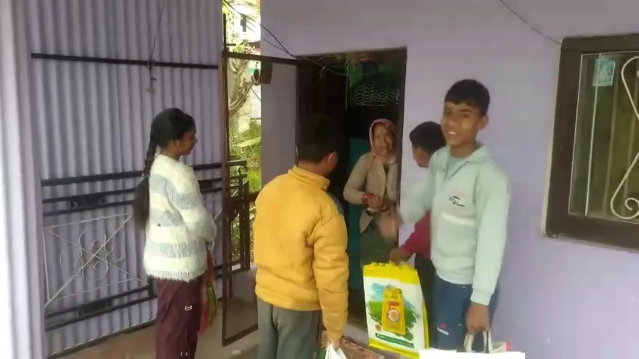 बसंत ऋतु  में  फूल देई  बच्चों का त्यौहार 