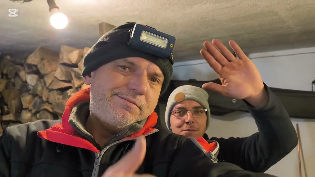 Kotao na drva s puferom. 