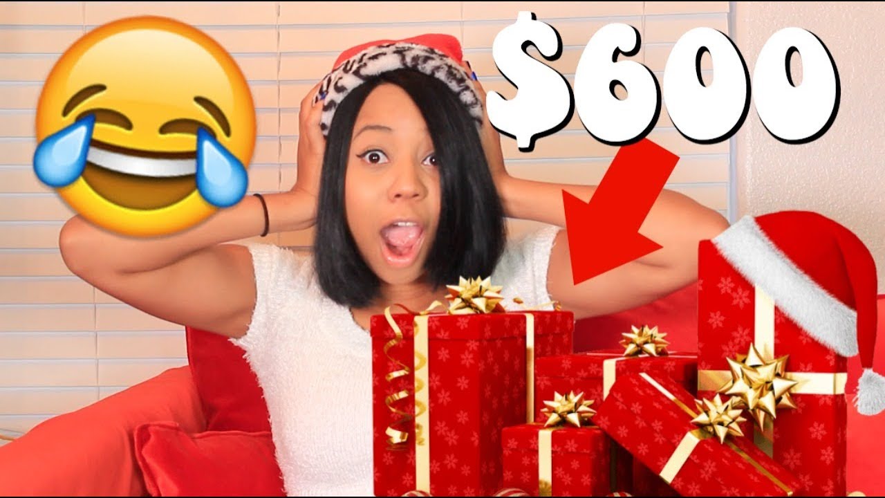 Guessing the Cheap vs Expensive Christmas Gifts 2018