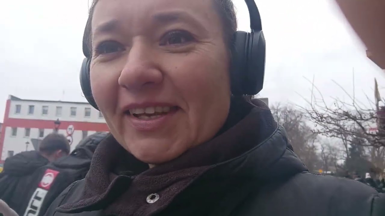 Вместо фак желайте счастья просто