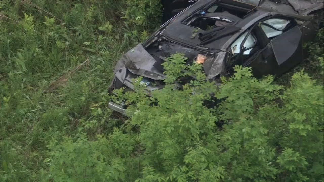 Driver critically injured in Lemont crash near creek: police