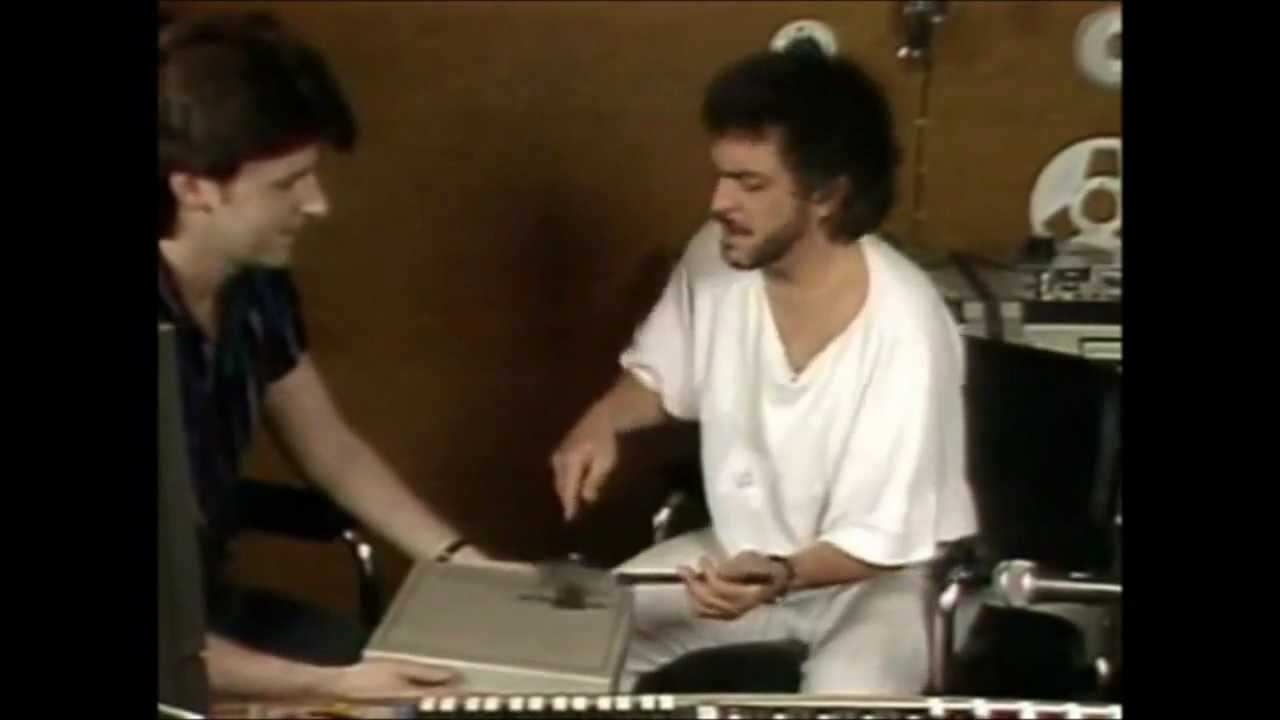 Steve Gadd Drum Lesson - Brushes (Bye Bye Blackbird)