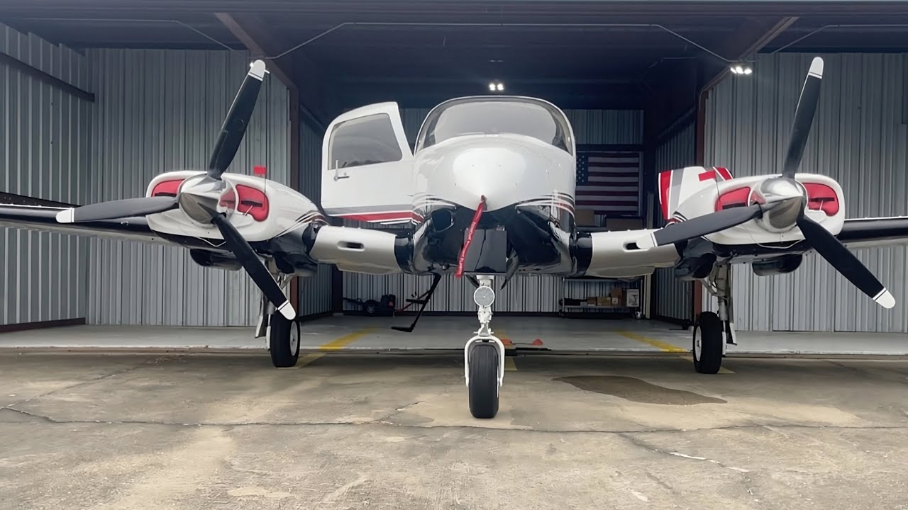 Cessna 310 Twin | Идеальный семейный самолет на 6 мест