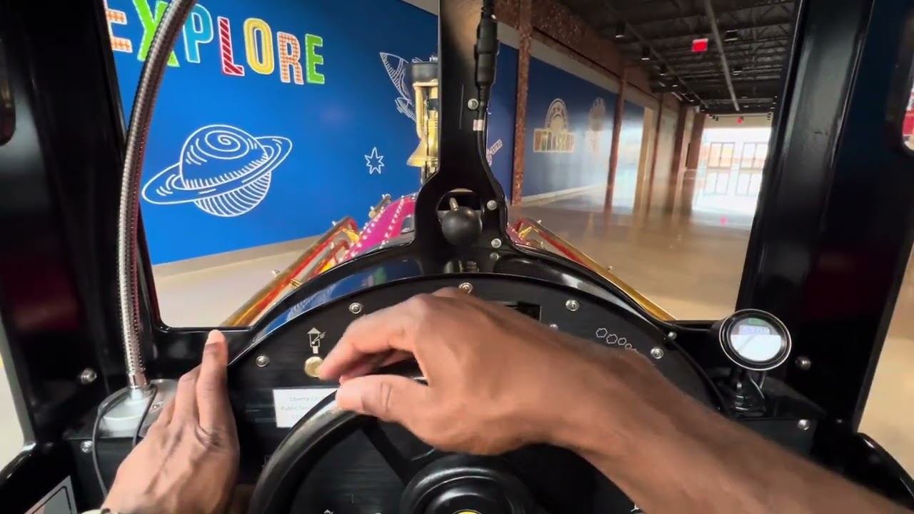 Drivers View of The Liberty Center Express, 2012-05-13 Manufacturing Date, Wattman Mini Express, Fun