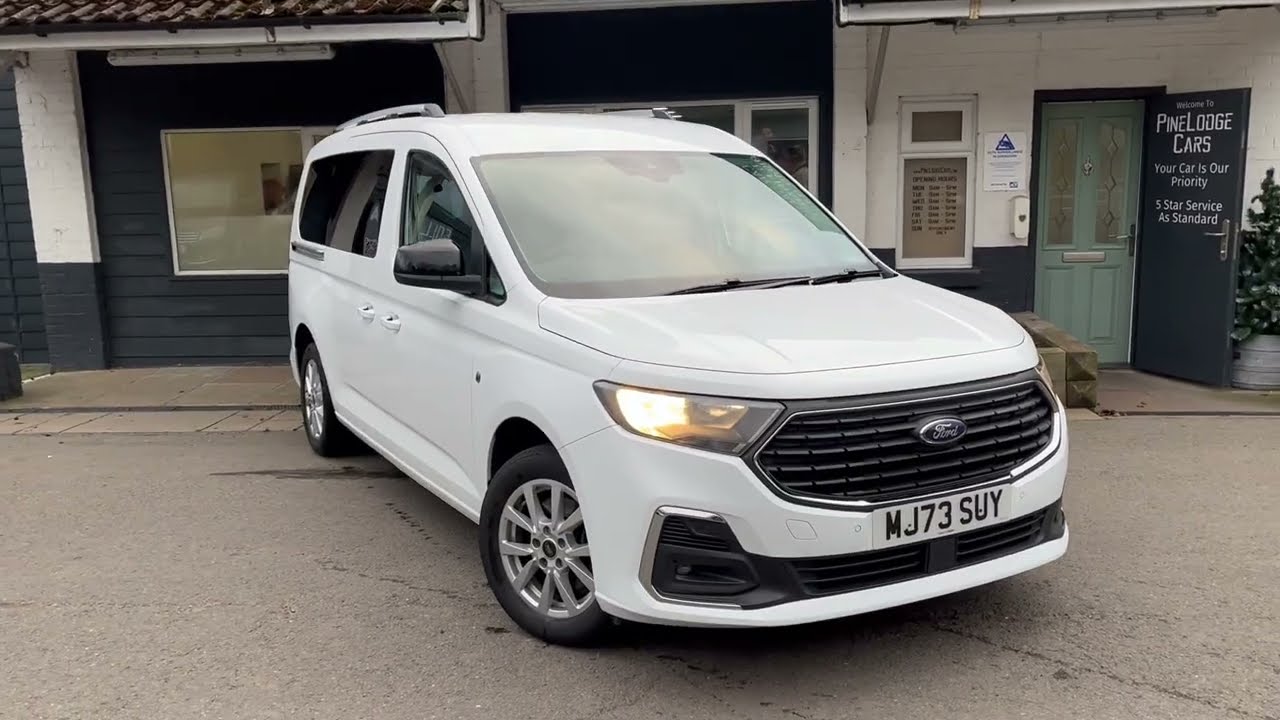 Ford Tourneo at              www.PineLodgeCars.com                            MJ73SUY