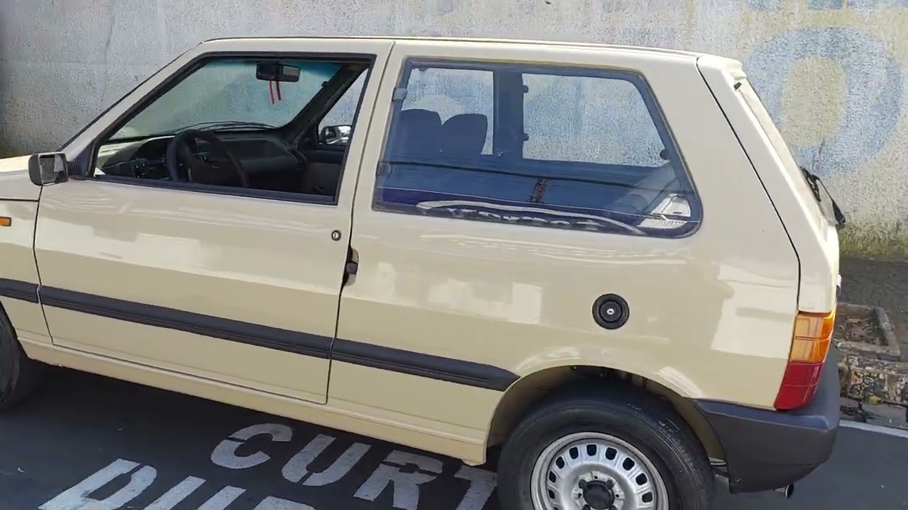 UNO CS 1988 À ÁLCOOL EM ÓTIMO ESTADO DEVIDAMENTE VISTORIADO para tão sonhada PLACA PRETA