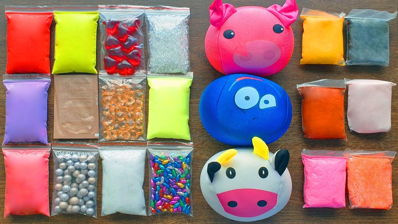 Making Slime with Bags and Clay - Izabela Stress