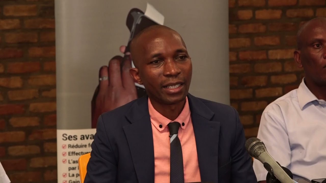 Amahadabu angana n'ibice 100% vya fagitire yatanzwe idaciye mu kamashini ku wayitanze adagakoresheje