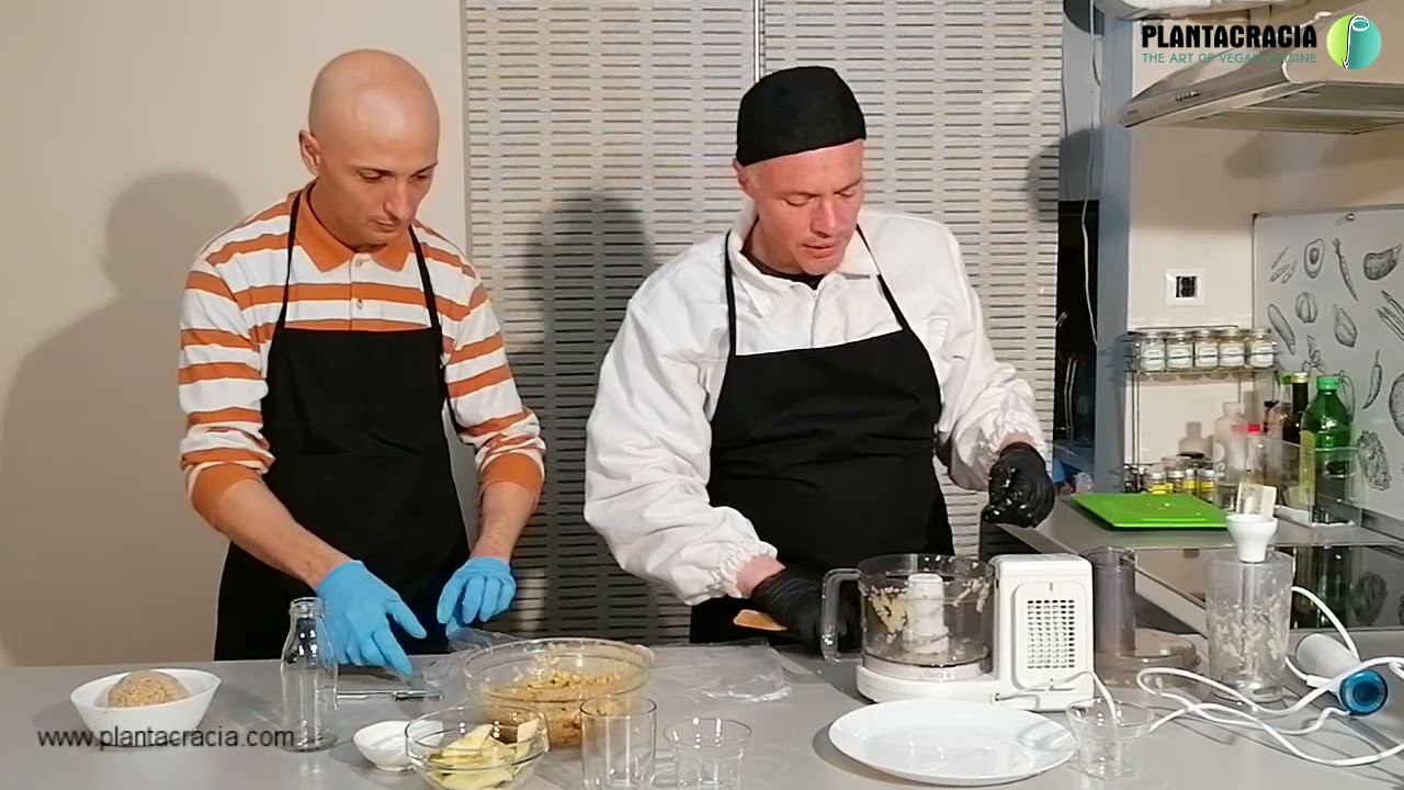 Суров ябълков щрудел